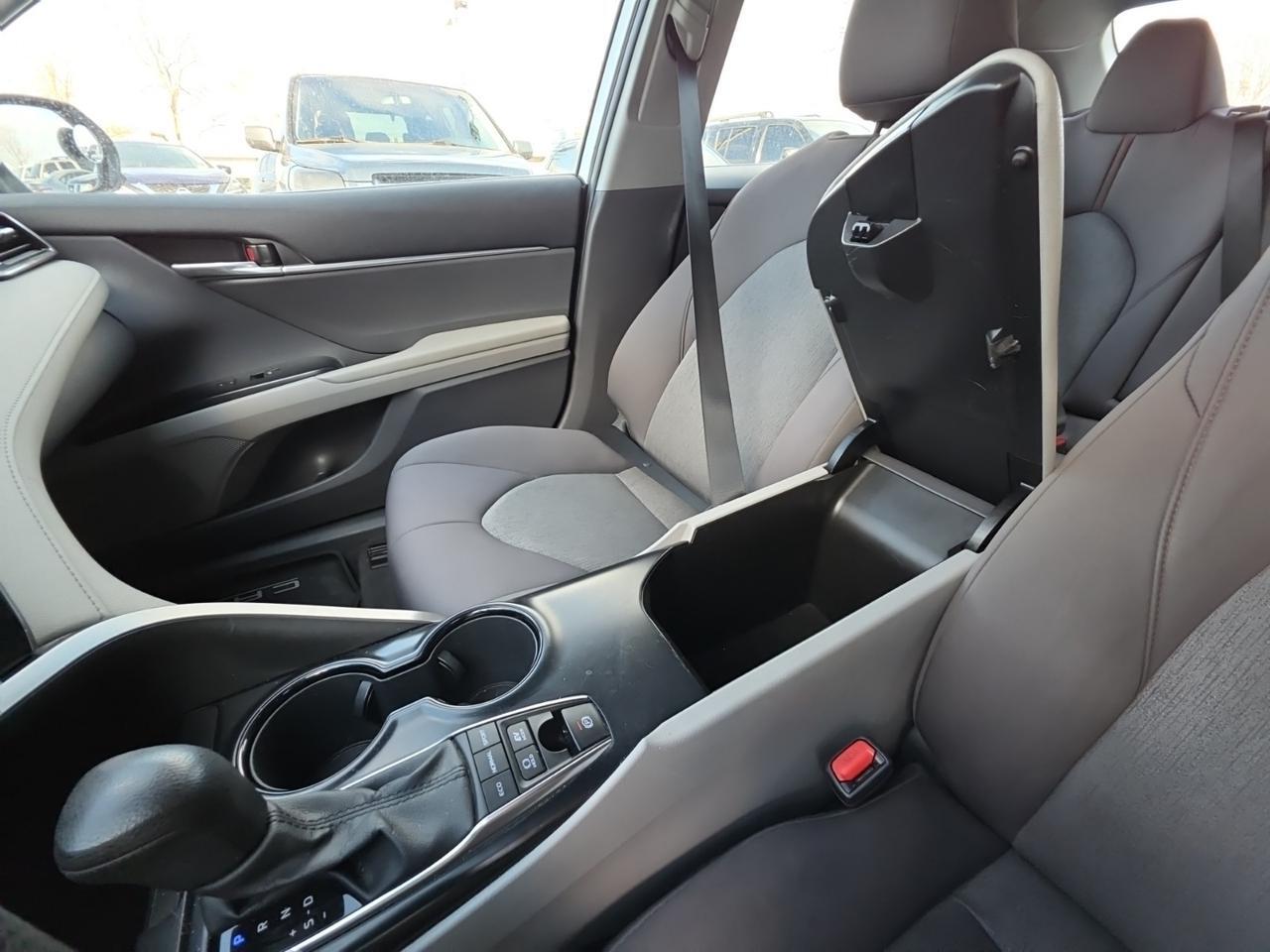 2020 Toyota Camry Hybrid LE Glen Burnie MD