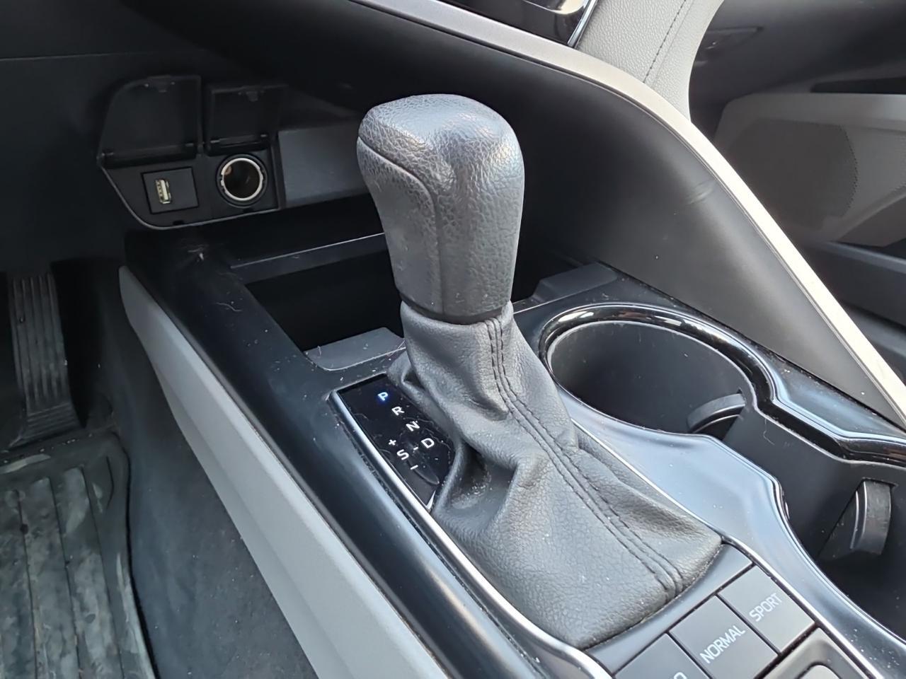 2020 Toyota Camry Hybrid LE Glen Burnie MD