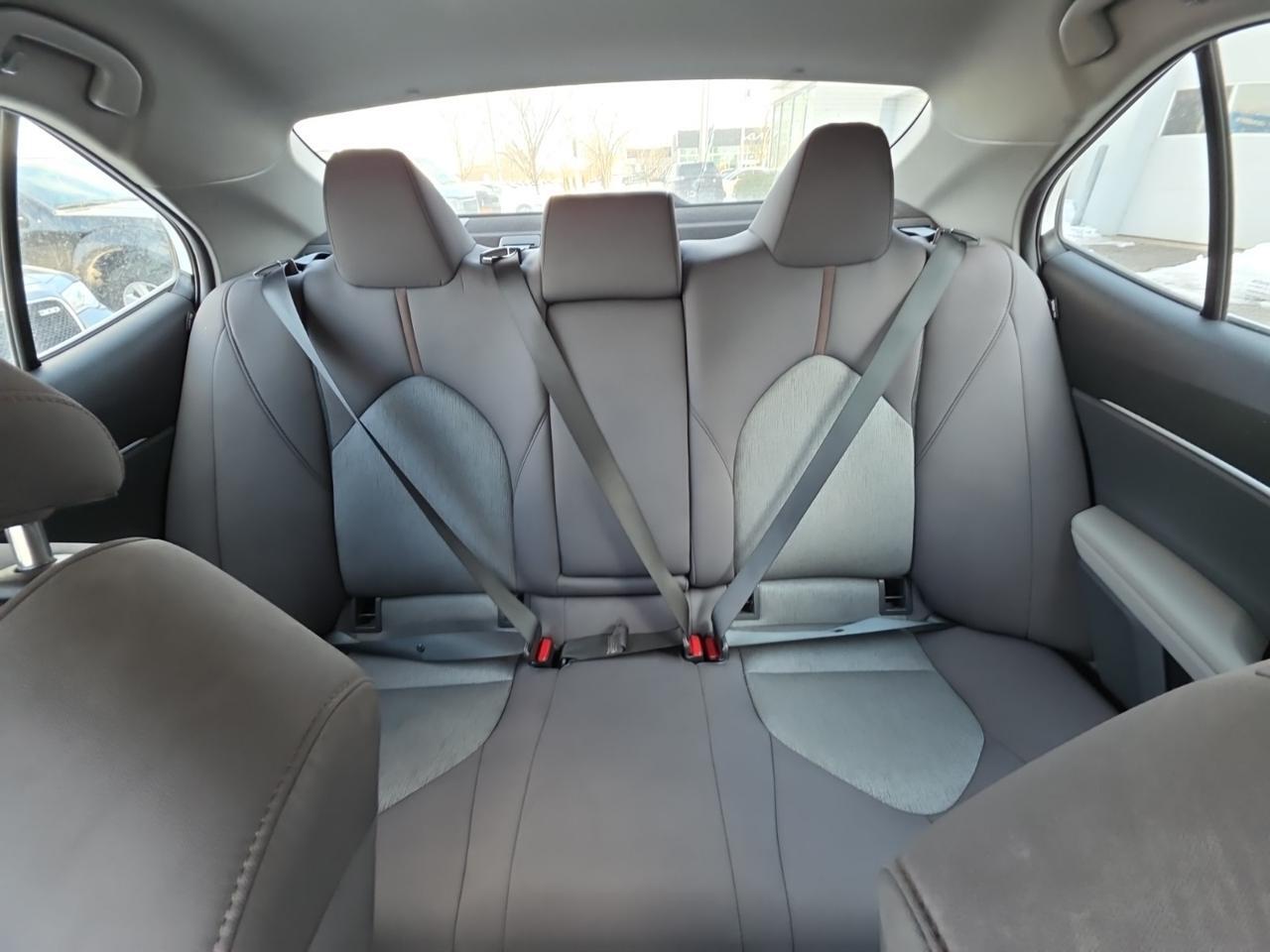 2020 Toyota Camry Hybrid LE Glen Burnie MD