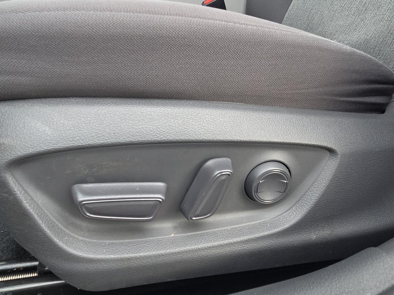 2020 Toyota Camry Hybrid LE Waldorf MD