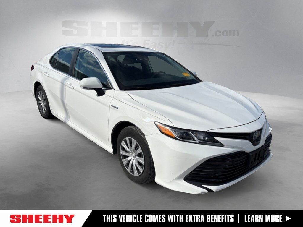 2020 Toyota Camry Hybrid LE
