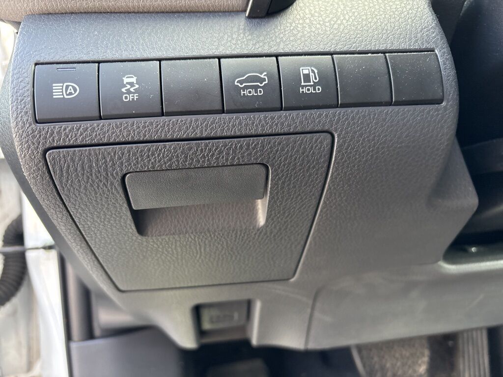 2020 Toyota Camry Hybrid LE Cockeysville MD