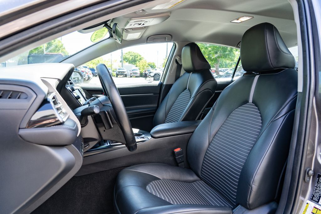 2020 Toyota Camry Hybrid SE Beaverton OR
