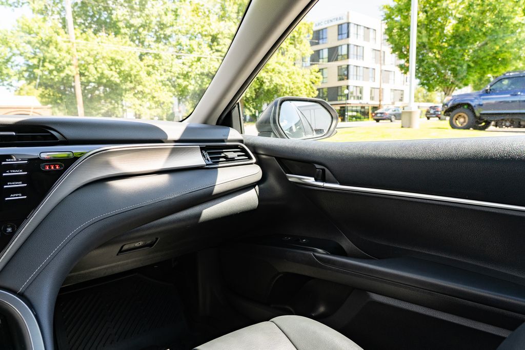 2020 Toyota Camry Hybrid SE Beaverton OR