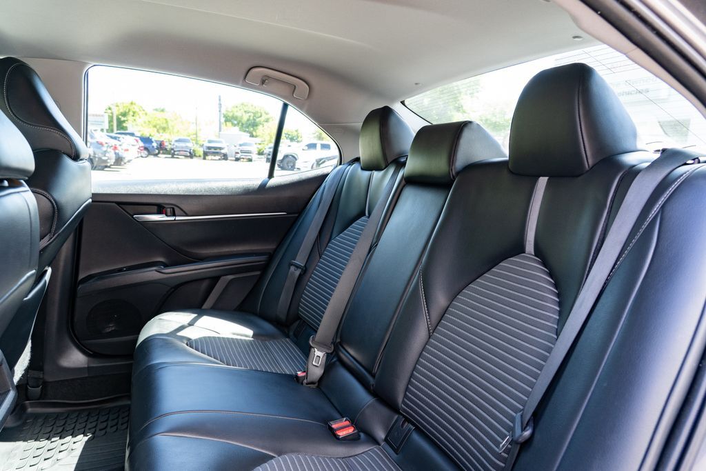 2020 Toyota Camry Hybrid SE Beaverton OR