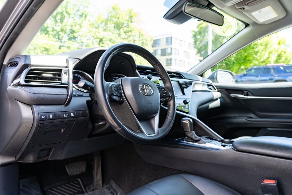 2020 Toyota Camry Hybrid SE Beaverton OR