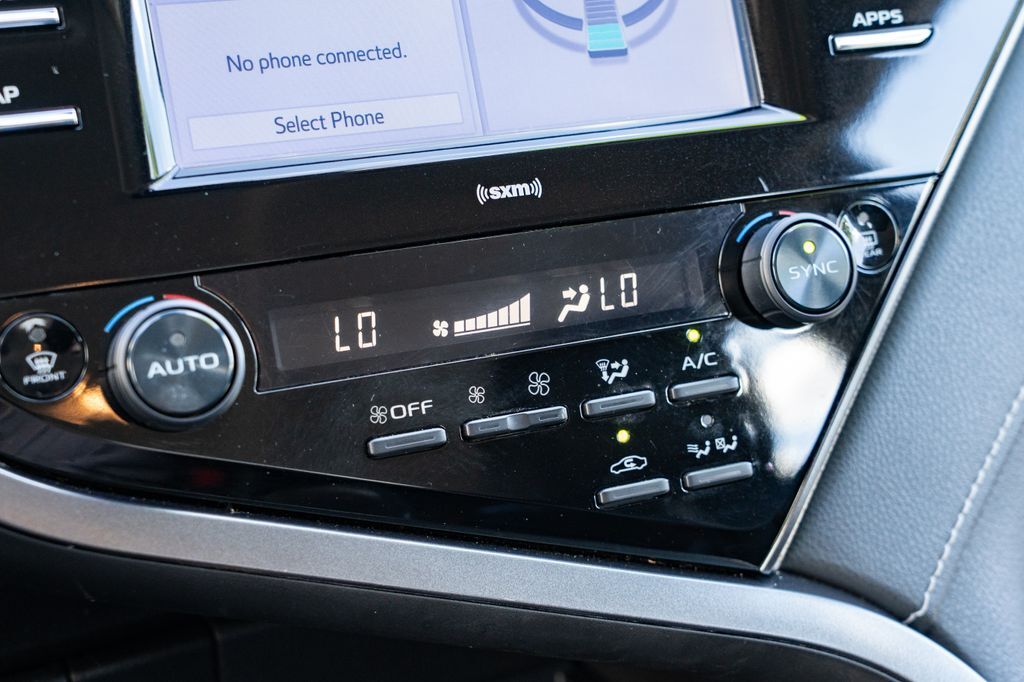 2020 Toyota Camry Hybrid SE Beaverton OR