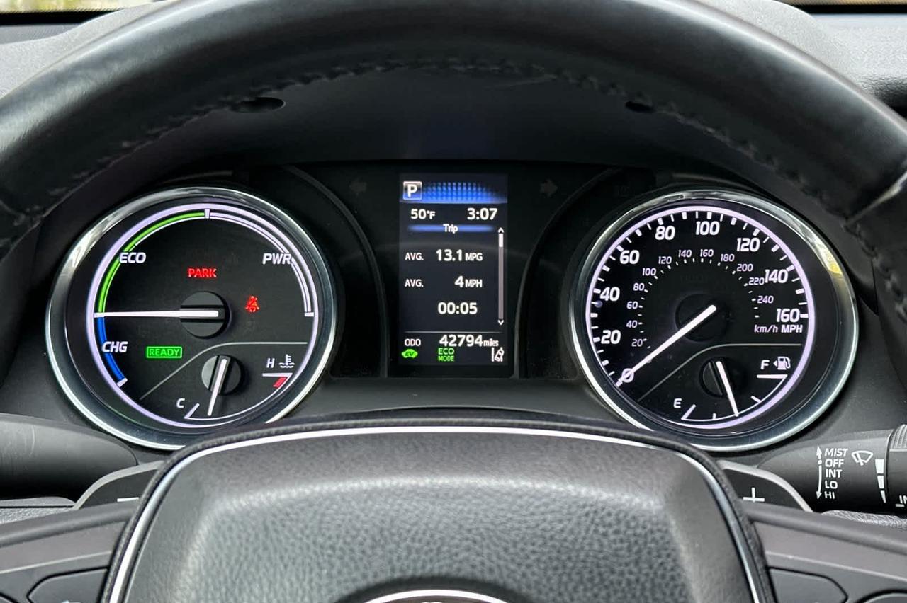 2020 Toyota Camry Hybrid SE Roseville CA