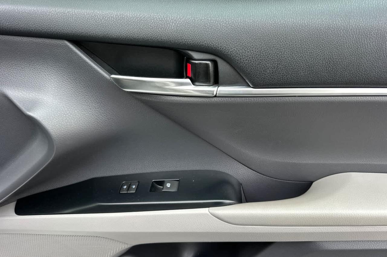 2020 Toyota Camry Hybrid SE Roseville CA