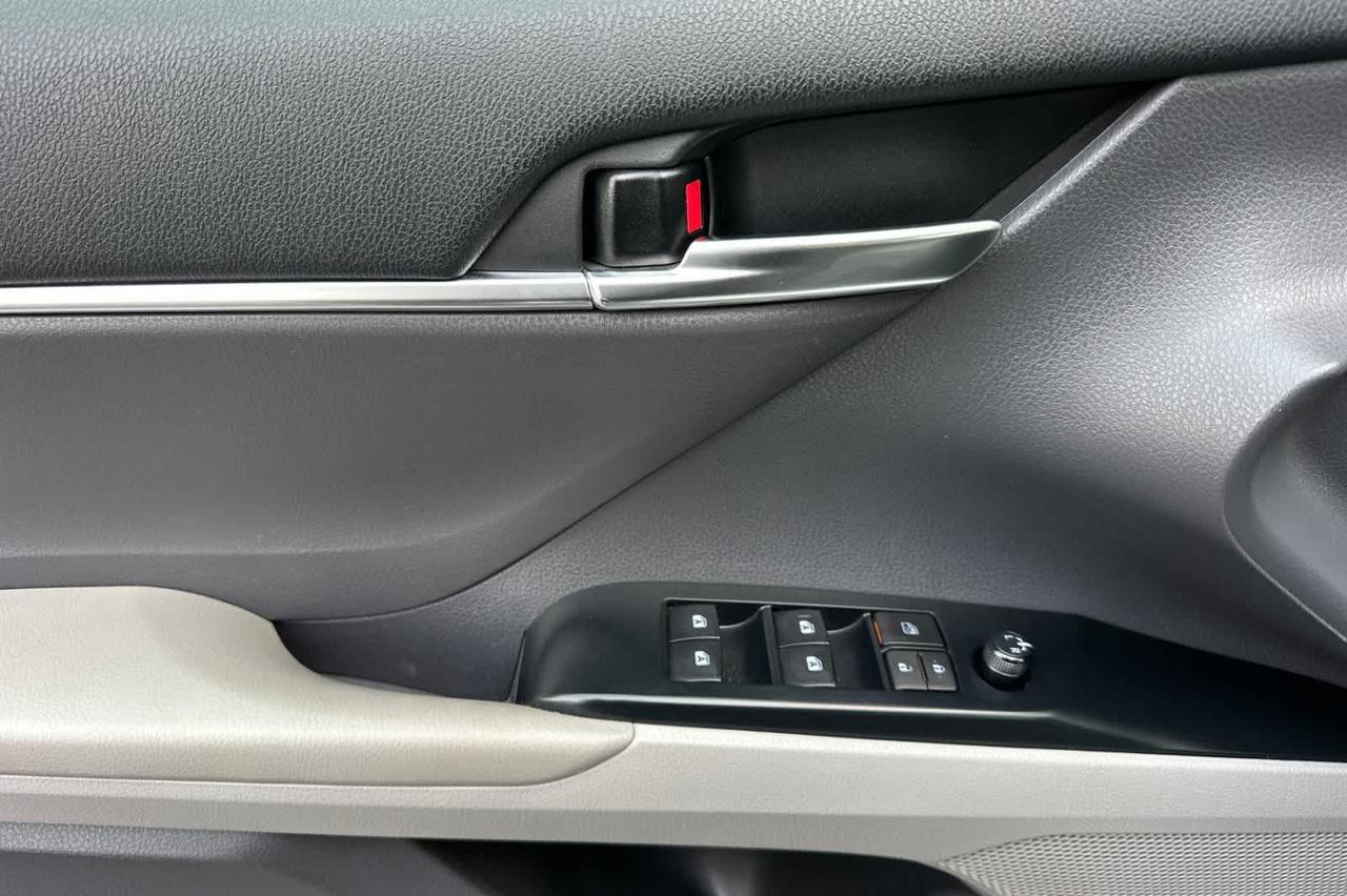 2020 Toyota Camry Hybrid SE Roseville CA