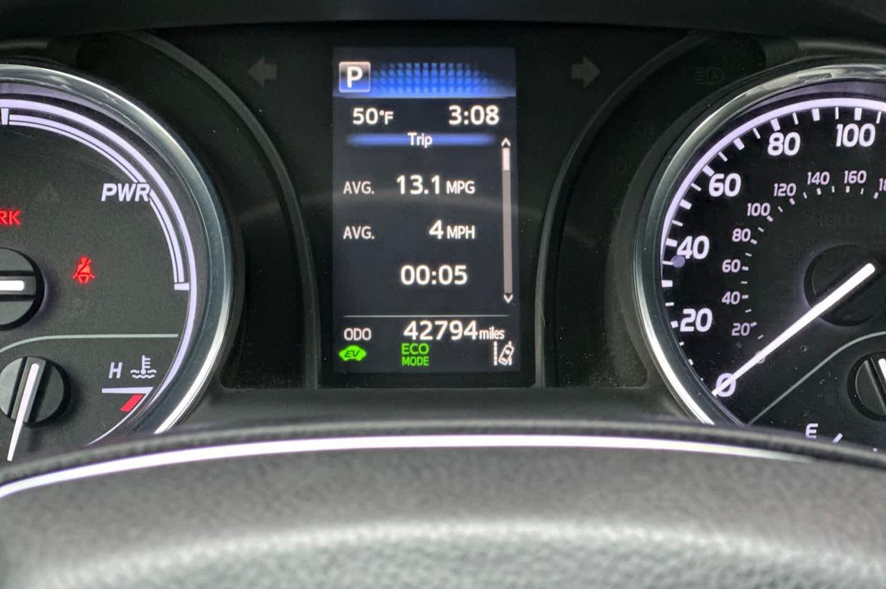 2020 Toyota Camry Hybrid SE Roseville CA