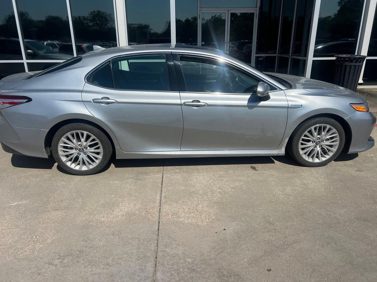 2020 Toyota Camry Hybrid XLE Hurst TX