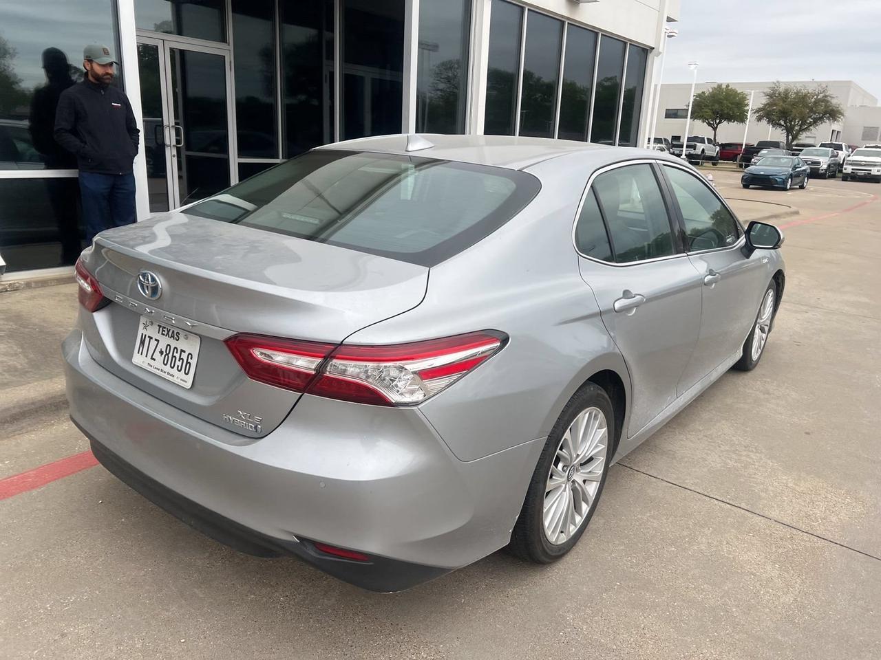 2020 Toyota Camry Hybrid XLE Hurst TX
