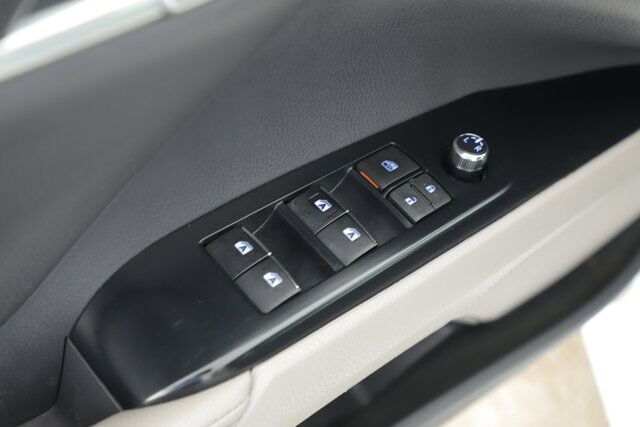 2020 Toyota Camry Hybrid XLE New Braunfels TX