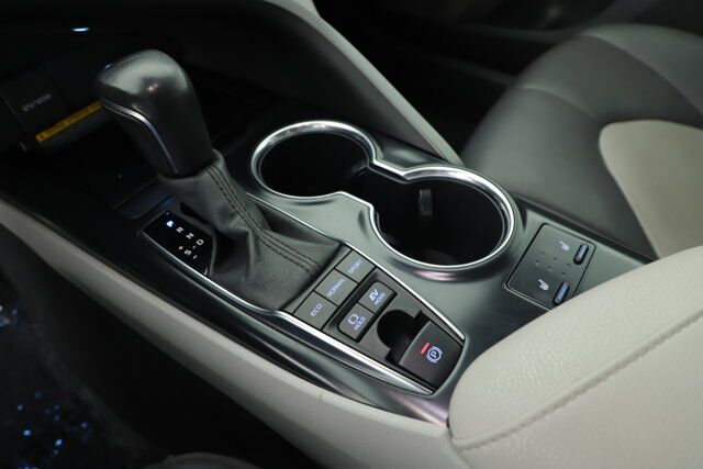 2020 Toyota Camry Hybrid XLE New Braunfels TX