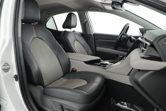 2020 Toyota Camry Hybrid XLE New Braunfels TX