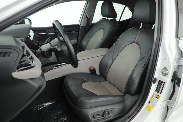 2020 Toyota Camry Hybrid XLE New Braunfels TX