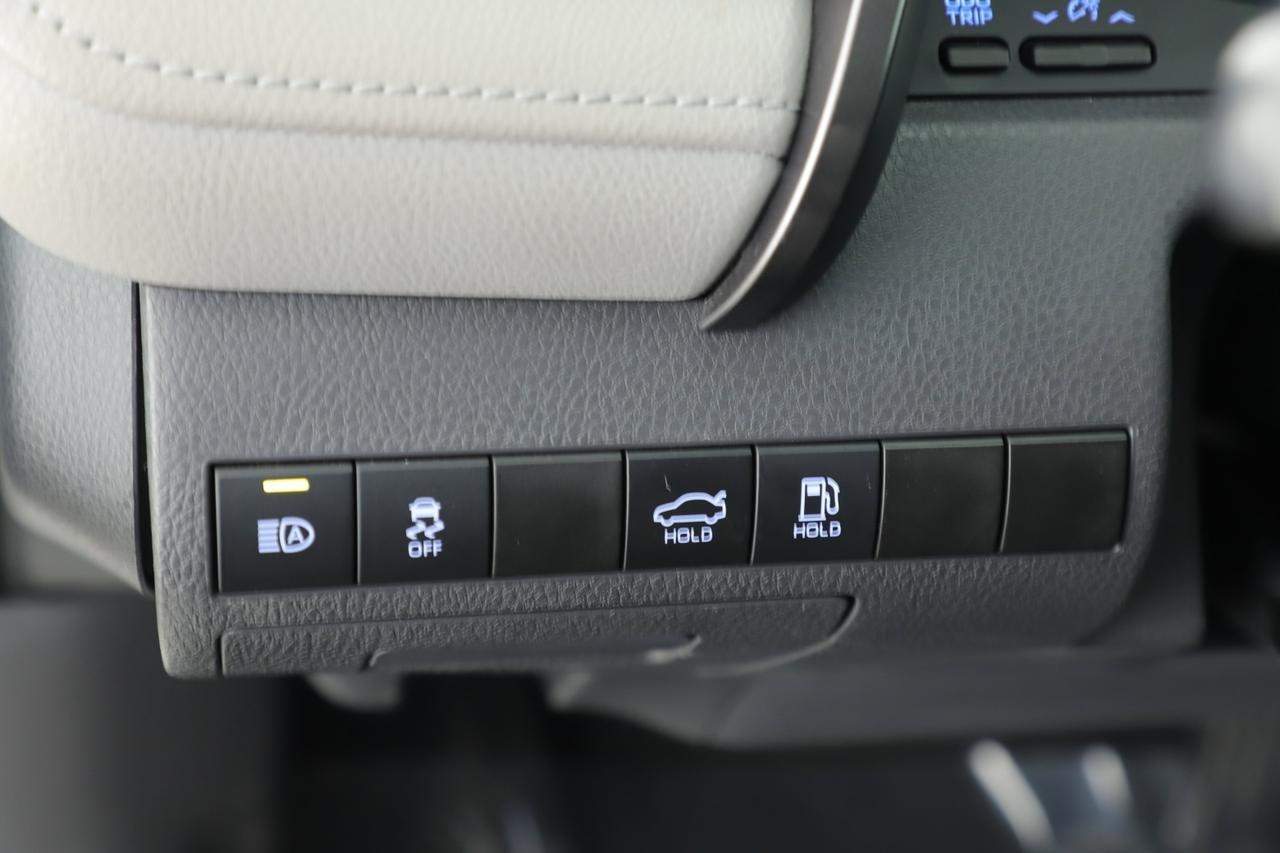 2020 Toyota Camry Hybrid XLE New Braunfels TX