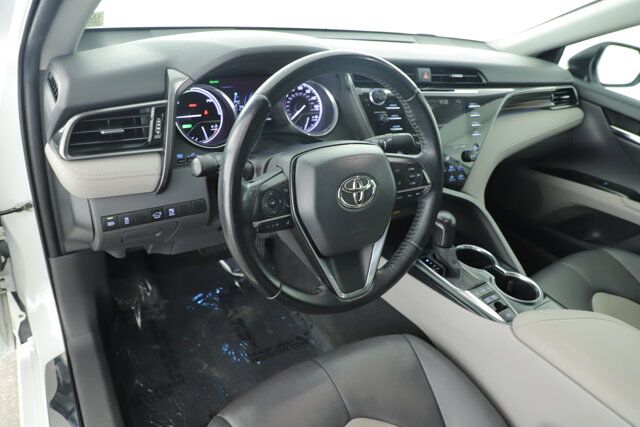 2020 Toyota Camry Hybrid XLE New Braunfels TX