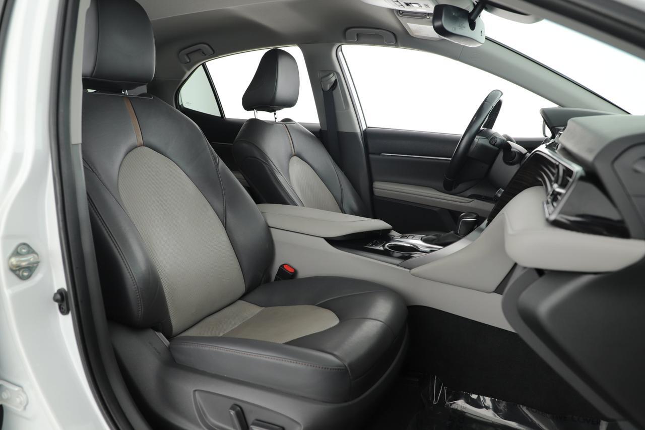 2020 Toyota Camry Hybrid XLE New Braunfels TX