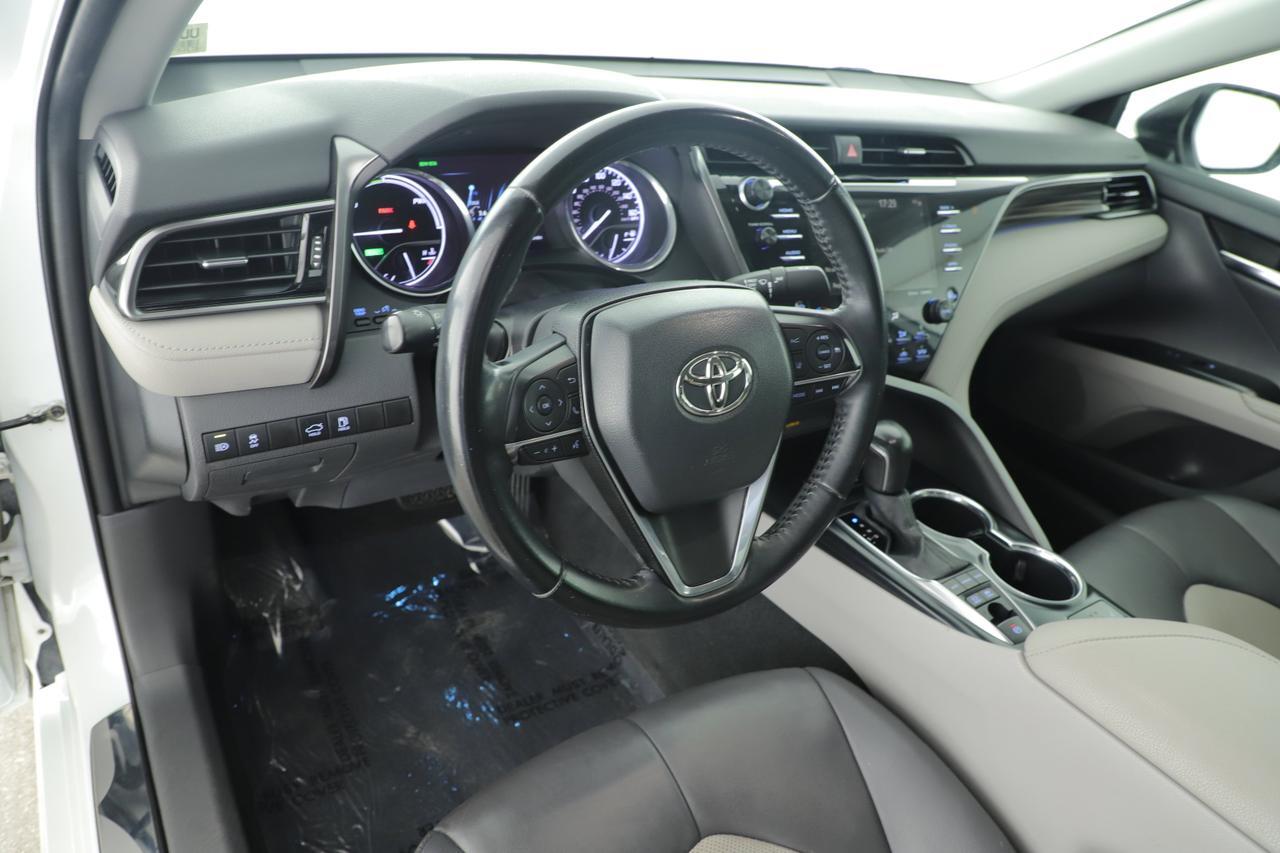 2020 Toyota Camry Hybrid XLE New Braunfels TX