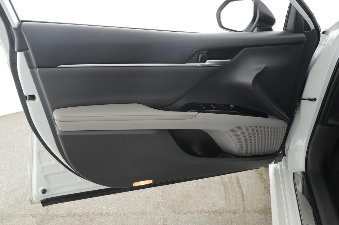 2020 Toyota Camry Hybrid XLE New Braunfels TX
