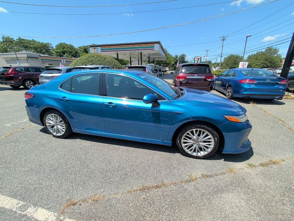 2020 Toyota Camry Hybrid XLE Worcester MA