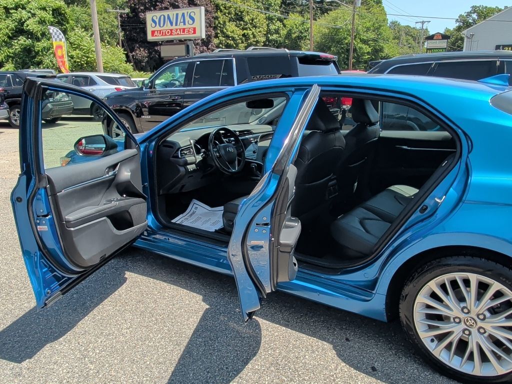 2020 Toyota Camry Hybrid XLE Worcester MA