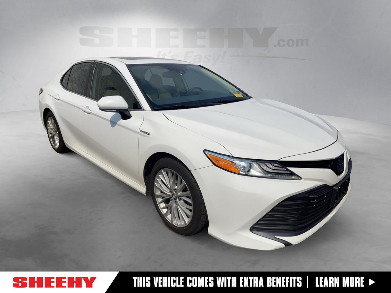 2020 Toyota Camry Hybrid XLE
