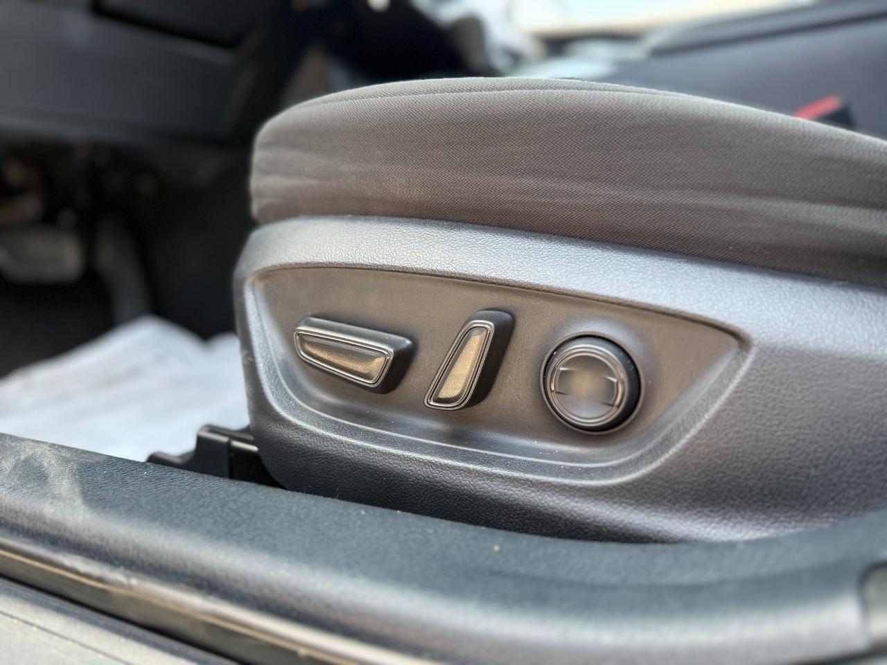 2020 Toyota Camry LE Crestwood KY