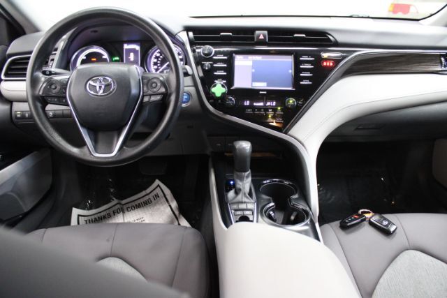 2020 Toyota Camry LE Hybrid
