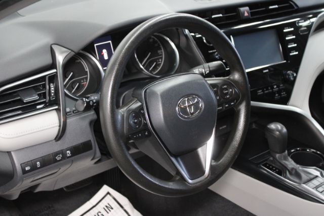 2020 Toyota Camry LE Hybrid Chantilly VA