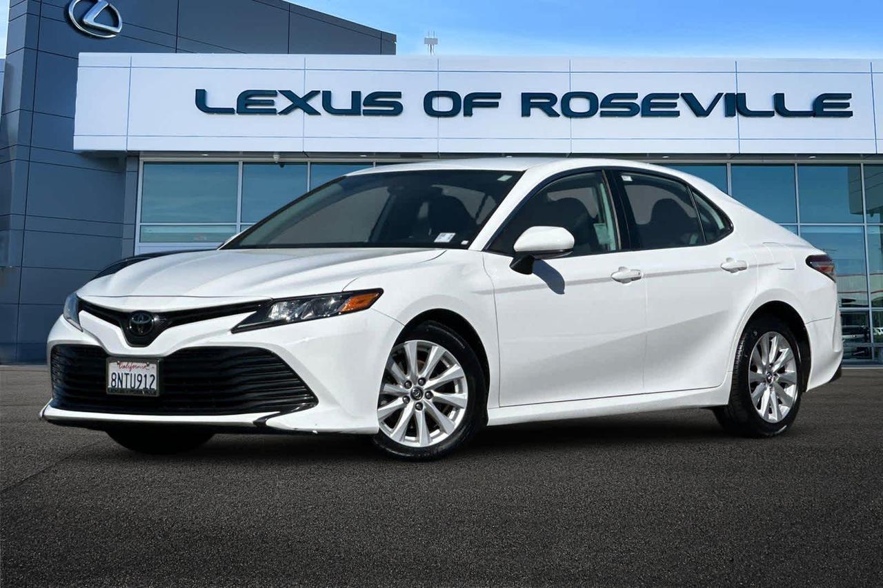 2020 Toyota Camry LE