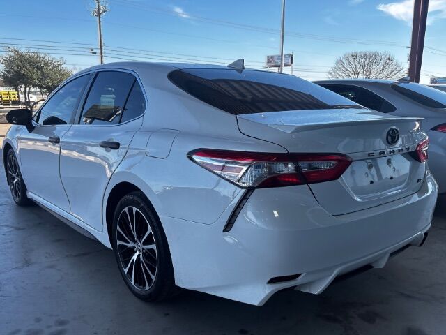 2020 Toyota Camry SE | SE Nightshade Edition