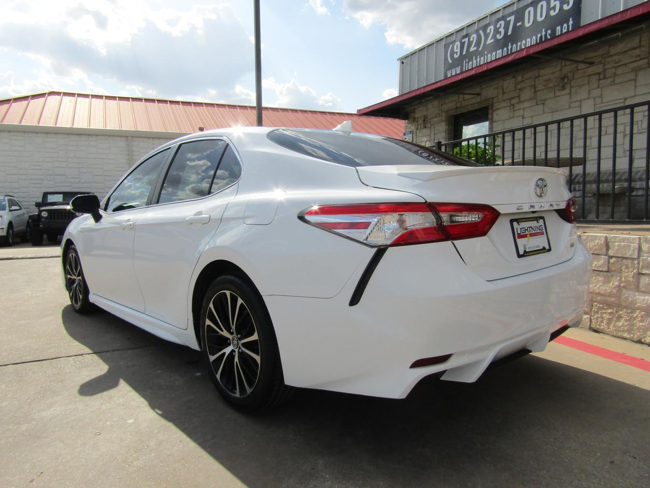 2020 Toyota Camry SE Auto (Natl) Grand Prairie TX
