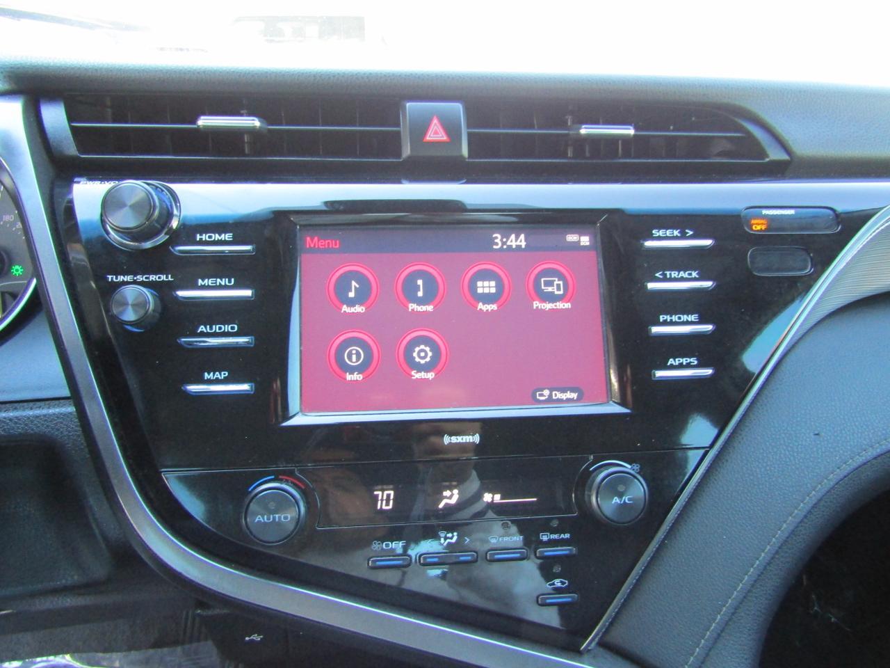 2020 Toyota Camry SE Auto (Natl) Grand Prairie TX