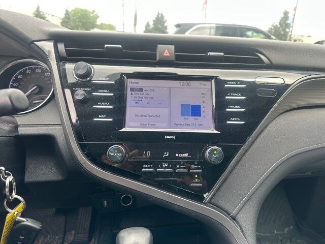 2020 Toyota Camry SE Cleveland OH
