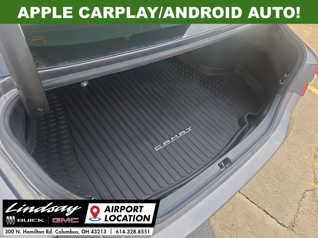 2020 Toyota Camry SE Columbus OH