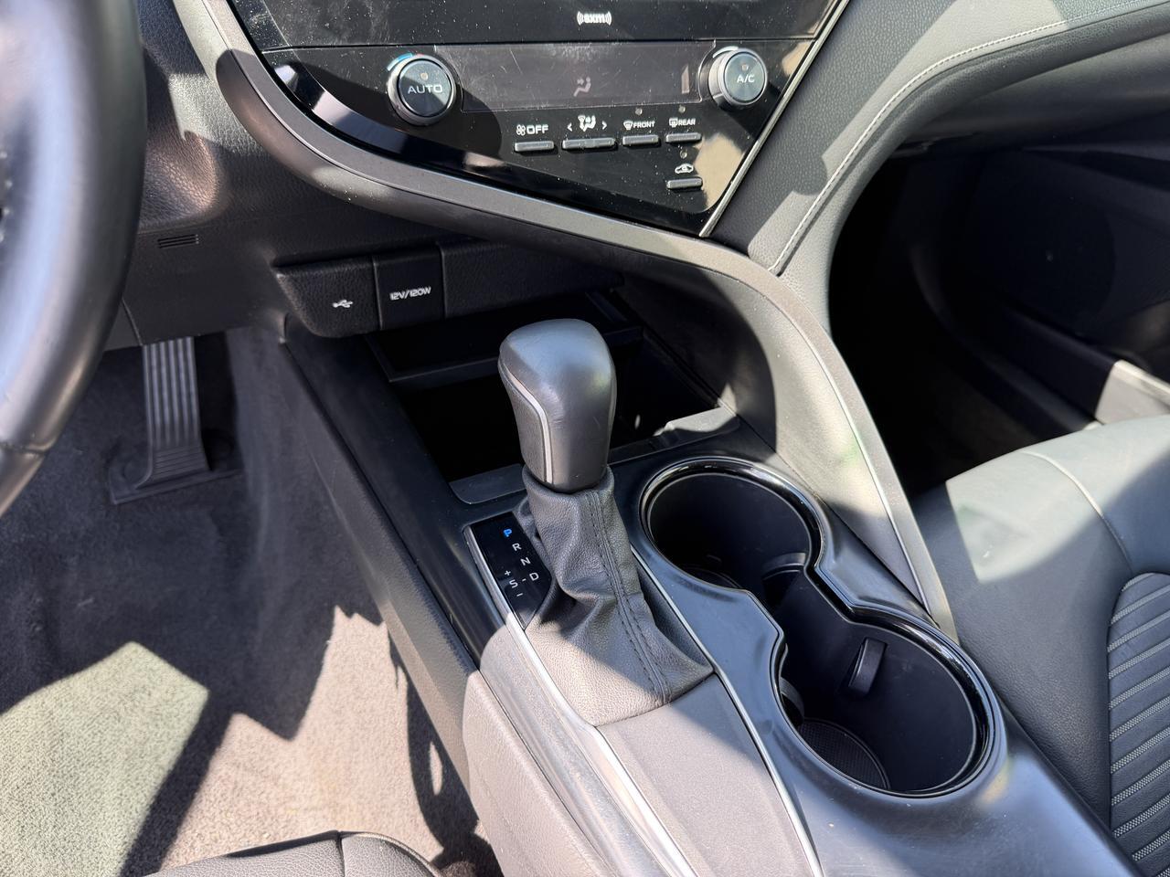 2020 Toyota Camry SE Dallas TX