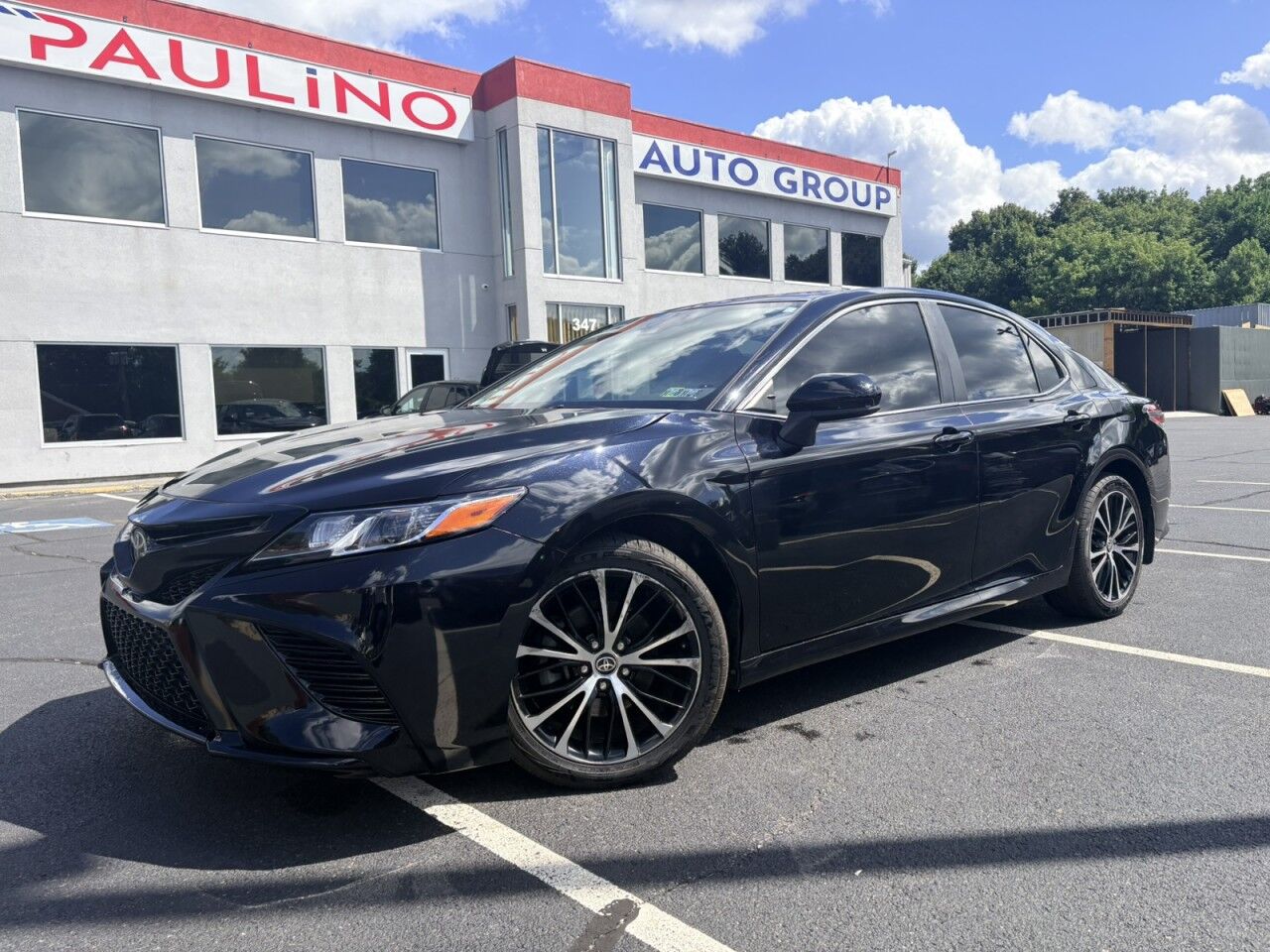 2020 Toyota Camry SE
