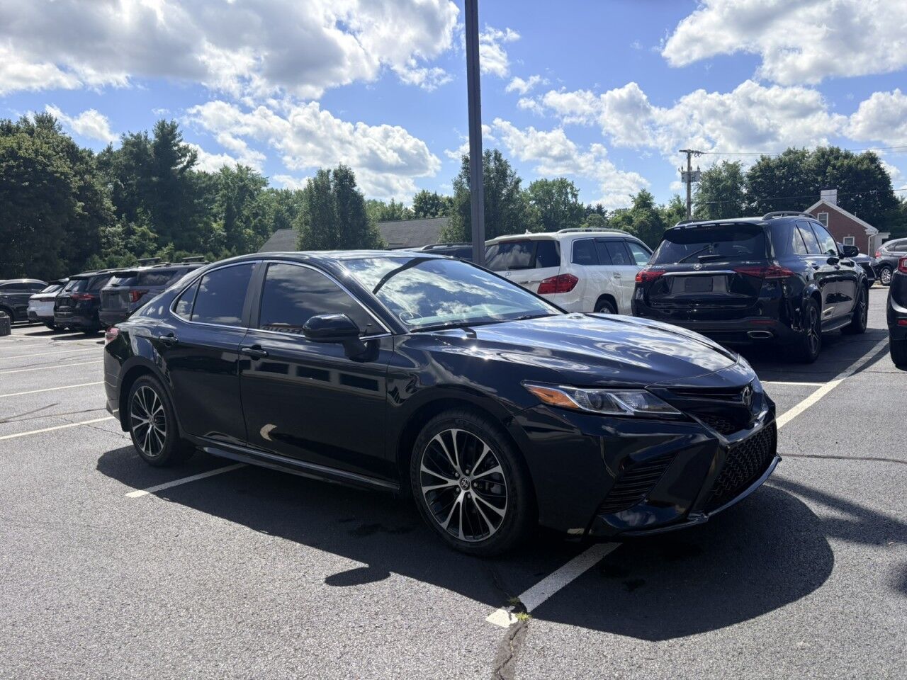 2020 Toyota Camry SE