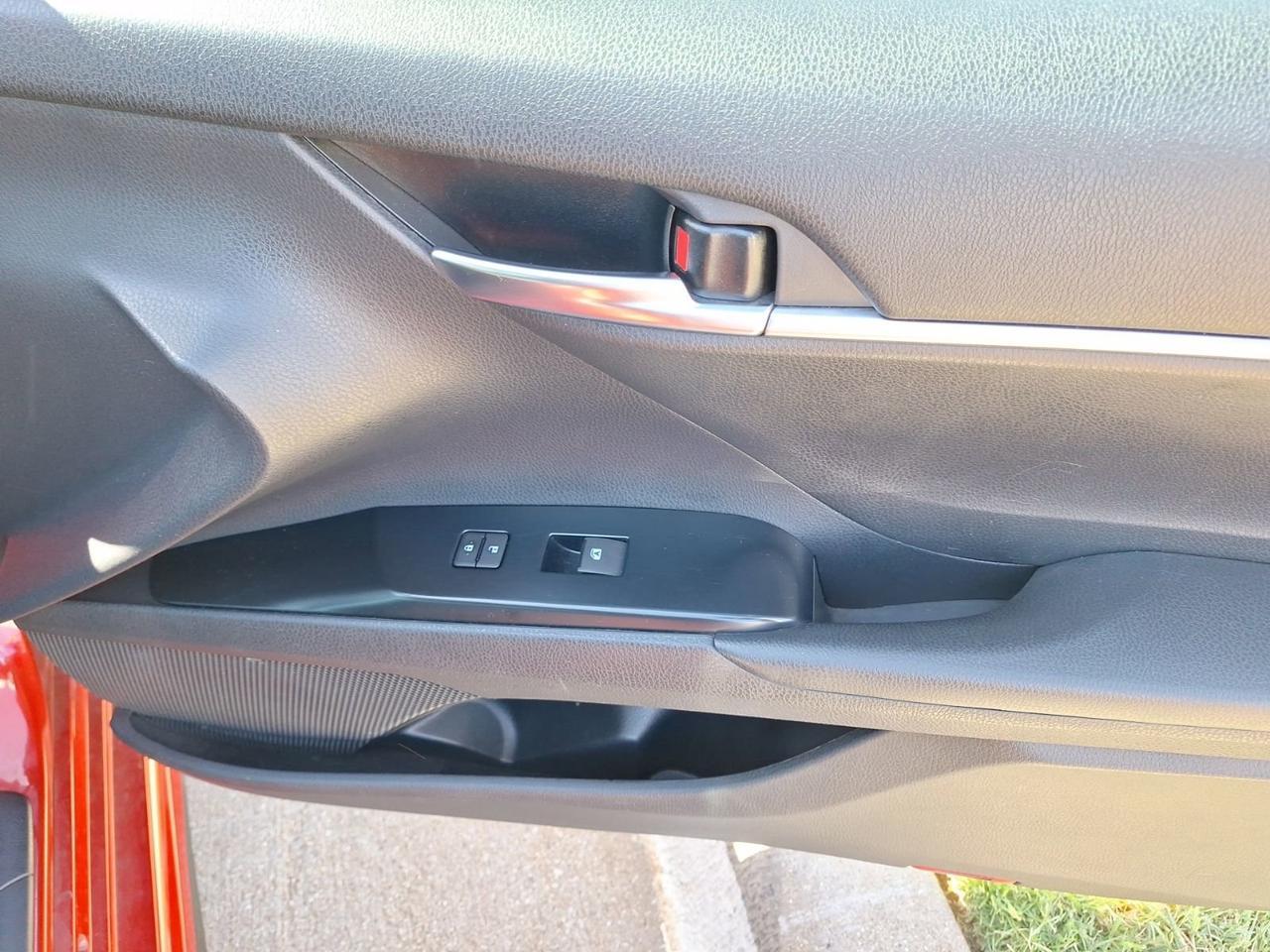 2020 Toyota Camry SE Hurst TX