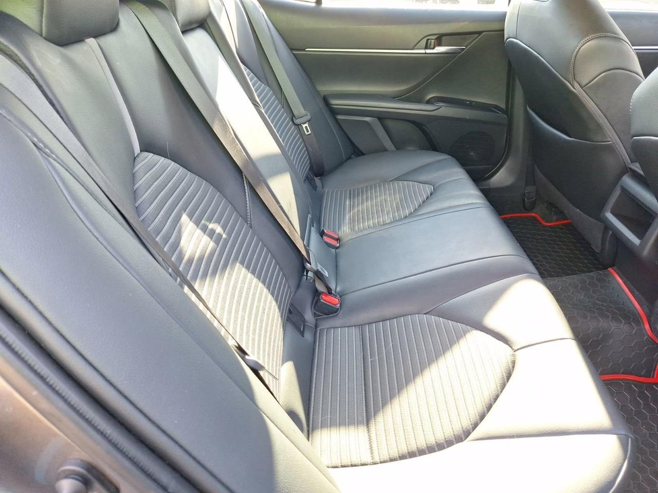 2020 Toyota Camry SE Hurst TX