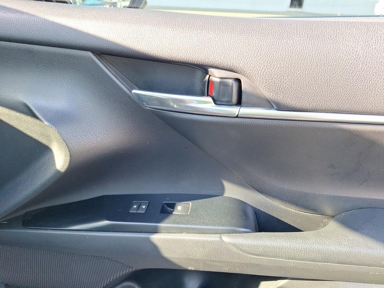 2020 Toyota Camry SE Hurst TX