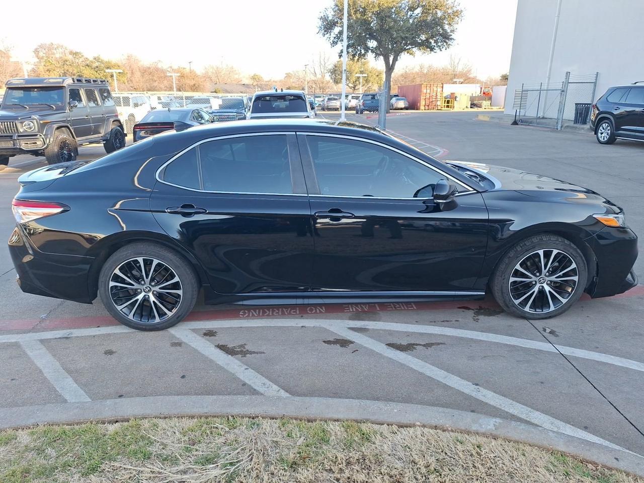 2020 Toyota Camry SE Hurst TX