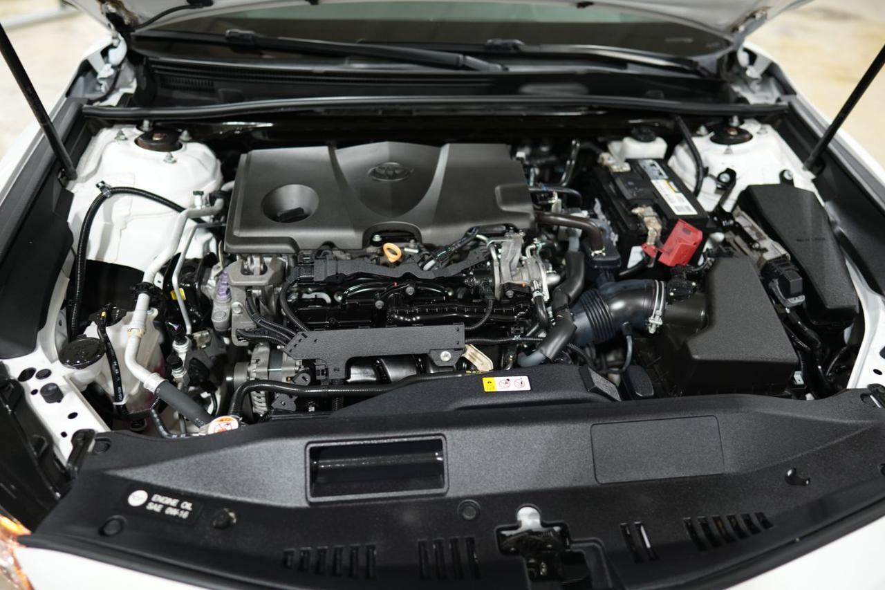 2020 Toyota Camry SE Nightshade - Photo 17