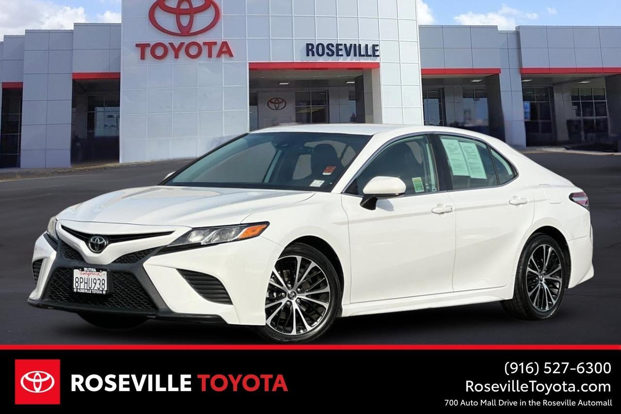 2020 Toyota Camry SE