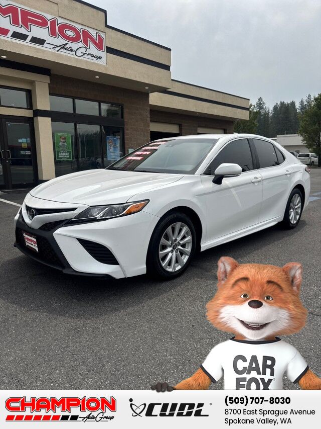 2020 Toyota Camry SE