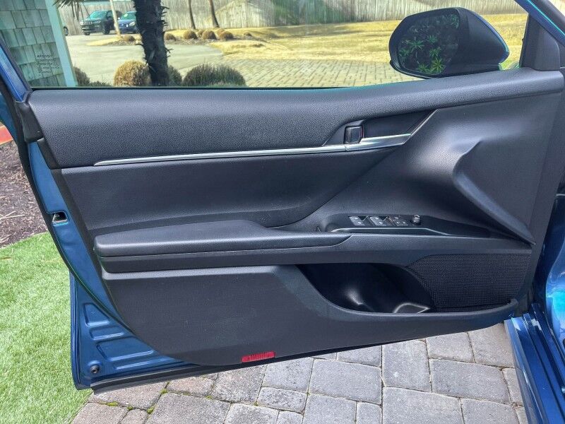 2020 Toyota Camry SE Wilmington NC