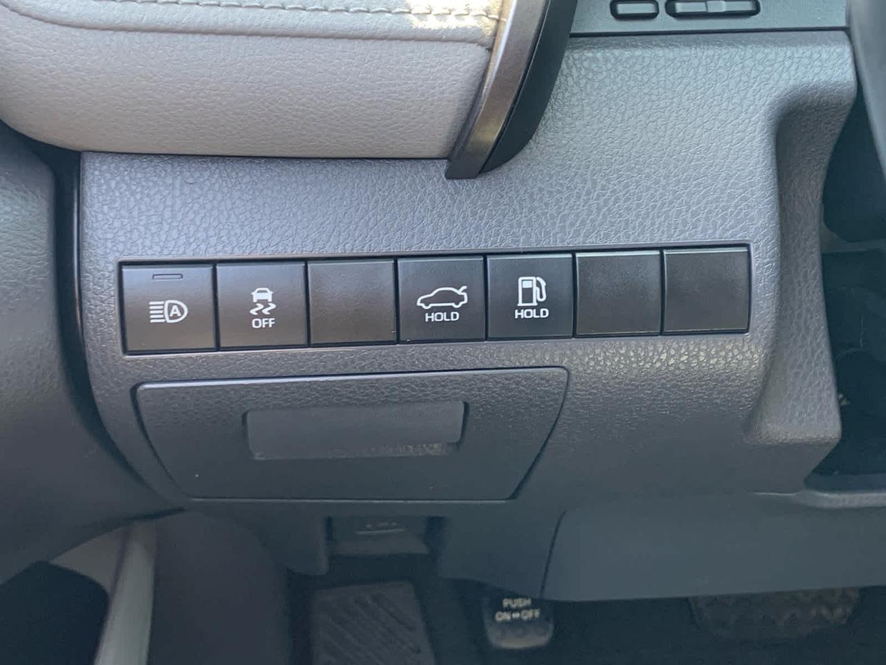 2020 Toyota Camry SE Dartmouth MA